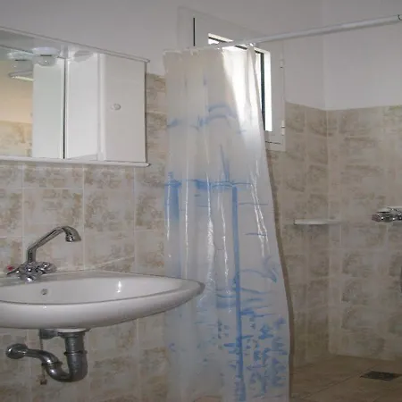 Remetzo Village 호텔